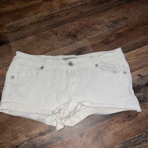 Paris blues mini denim shorts